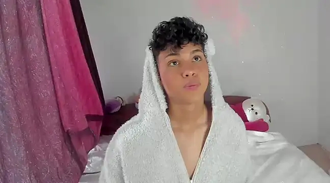 Snapshot of dani_angels__ chatting on January 2025 08:57:02 PM dani angels online show from January 2025 08:57:02 PM