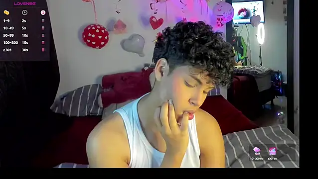 Snapshot of dani_angels__ chatting on February 2025 04:43:01 AM dani angels online show from February 2025 04:43:01 AM