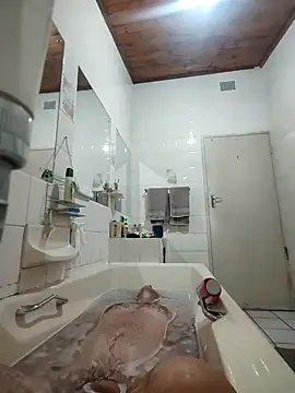 Snapshot of itsmeyes69 chatting on January 2025 06:46:01 PM itsmeyes69 online show from January 2025 06:46:01 PM