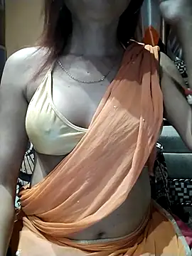 SANA-LEONI online show from December 2025 03:17:01 PM