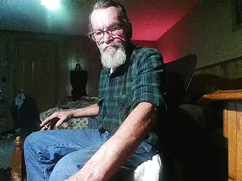 Snapshot of Aldick68 chatting on March 2025 01:32:02 AM Aldick68 online show from March 2025 01:32:02 AM