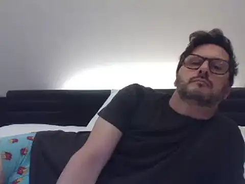 Snapshot of Cellino4 chatting on February 2025 04:03:01 PM Cellino4 online show from February 2025 04:03:01 PM