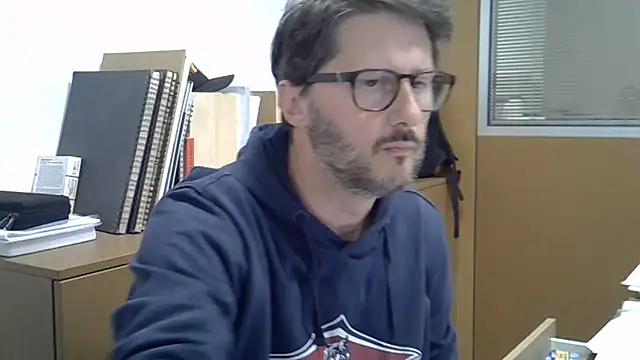 Snapshot of Cellino4 chatting on February 2025 11:22:02 AM Cellino4 online show from February 2025 11:22:02 AM