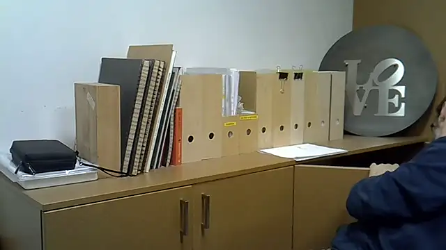 Snapshot of Cellino4 chatting on February 2025 05:16:01 PM Cellino4 online show from February 2025 05:16:01 PM