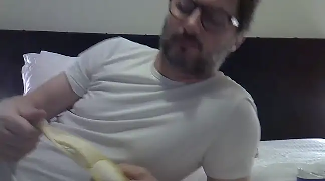 Snapshot of Cellino4 chatting on February 2025 08:14:02 PM Cellino4 online show from February 2025 08:14:02 PM