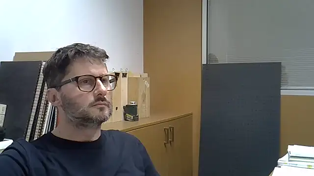 Snapshot of Cellino4 chatting on March 2025 05:18:01 PM Cellino4 online show from March 2025 05:18:01 PM