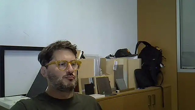 Snapshot of Cellino4 chatting on September 2025 07:30:02 AM Cellino4 online show from September 2025 07:30:02 AM