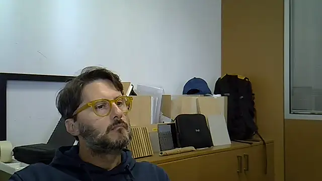 Snapshot of Cellino4 chatting on October 2025 08:56:02 AM Cellino4 online show from October 2025 08:56:02 AM