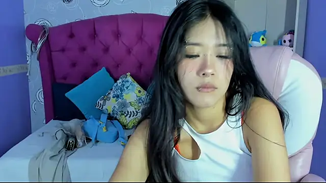 Snapshot of Lil_ceyy chatting on January 2025 02:21:01 PM Lil ceyy online show from January 2025 02:21:01 PM