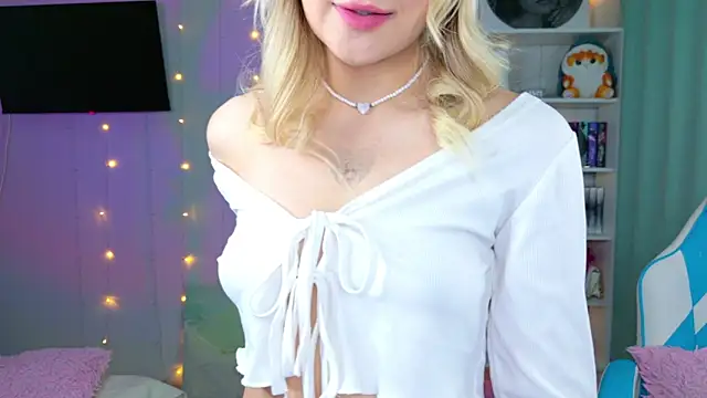 Mercedes Robinson online show from December 2025 04:21:01 AM