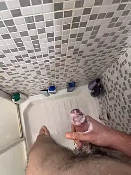 Snapshot of lucarioos06 chatting on January 2025 06:49:01 PM lucarioos06 online show from January 2025 06:49:01 PM