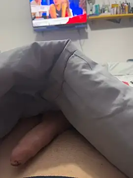 Snapshot of lucarioos06 chatting on January 2025 03:26:01 PM lucarioos06 online show from January 2025 03:26:01 PM