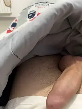 Snapshot of lucarioos06 chatting on January 2025 11:11:01 PM lucarioos06 online show from January 2025 11:11:01 PM