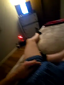 Snapshot of Rzemtsefg chatting on November 2025 07:59:01 PM Rzemtsefg online show from November 2025 07:59:01 PM