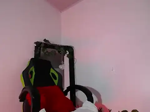 Snapshot of Karina_KloudOne chatting on February 2025 07:49:01 PM Karina KloudOne online show from February 2025 07:49:01 PM