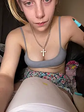 VioletxBlue online show from April 2026 08:42:02 PM