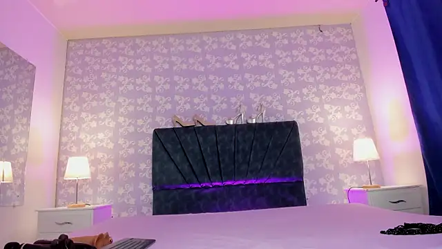 SalomeSimonz online show from March 2026 02:42:01 PM