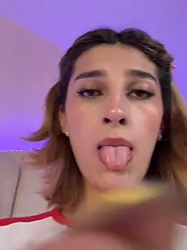 Queensara  online show from March 2025 03:16:02 PM