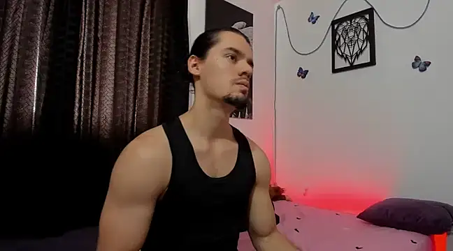 Snapshot of maxi_styles chatting on January 2025 07:05:01 PM maxi styles online show from January 2025 07:05:01 PM