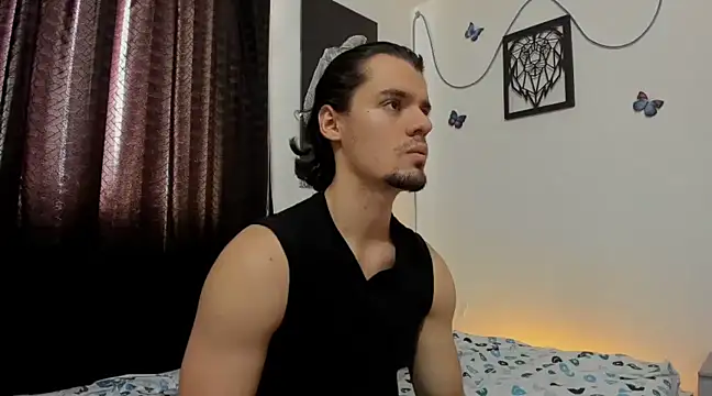 Snapshot of maxi_styles chatting on March 2025 07:05:01 PM maxi styles online show from March 2025 07:05:01 PM