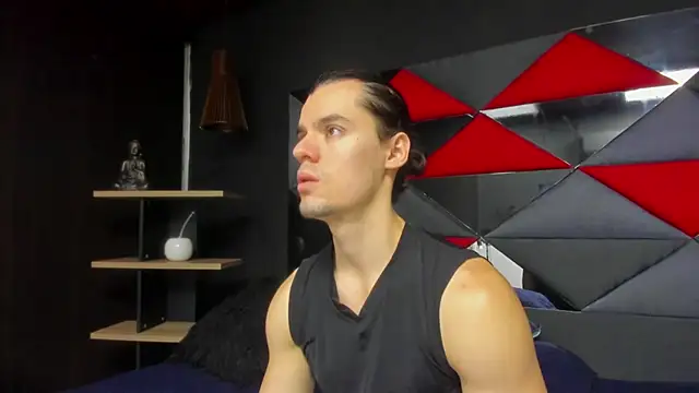 Snapshot of maxi_styles chatting on February 2026 11:57:02 AM maxi styles online show from February 2026 11:57:02 AM