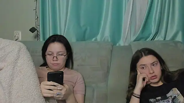 honey love honeyy online show from January 2025 11:06:02 PM