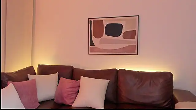 NoaLuxury online show from November 2025 01:48:02 AM