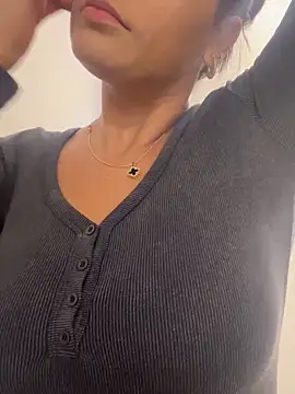 AlynAllen online show from November 2025 01:06:02 PM