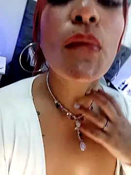 Elise-Leyton online show from February 2025 05:49:02 PM