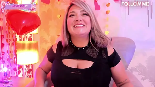 Elise-Leyton online show from February 2026 08:27:01 PM