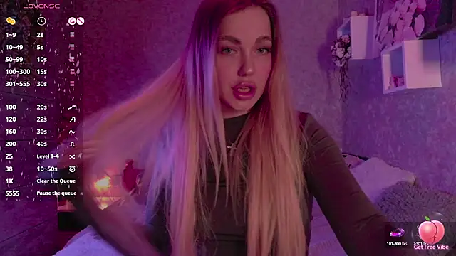 Mika Rayy online show from March 2025 08:11:01 PM