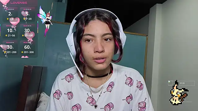 Lovelyamyy online show from October 2025 10:19:01 PM