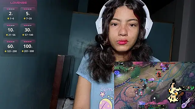 Lovelyamyy online show from November 2025 11:49:01 AM