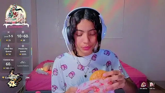 Lovelyamyy online show from December 2025 02:10:02 AM