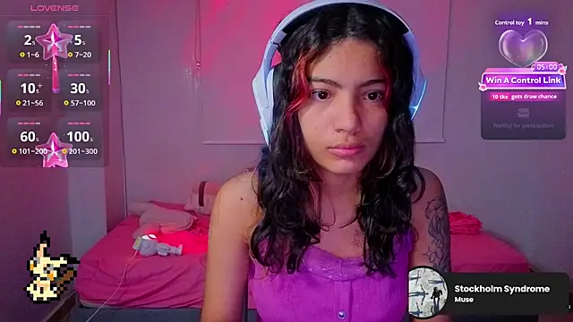 Lovelyamyy online show from December 2025 07:57:02 AM