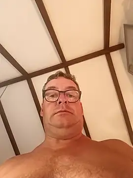 Snapshot of MountJohnXL chatting on March 2025 03:48:01 AM MountJohnXL online show from March 2025 03:48:01 AM