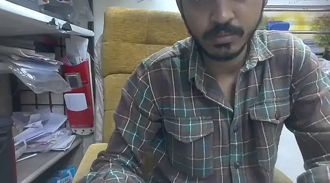 Snapshot of cute_modell chatting on February 2025 12:00:02 PM cute modell online show from February 2025 12:00:02 PM