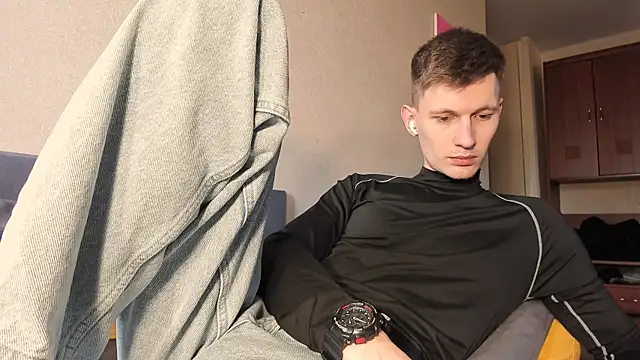 Kevin Hornyyy online show from May 2026 02:12:01 PM