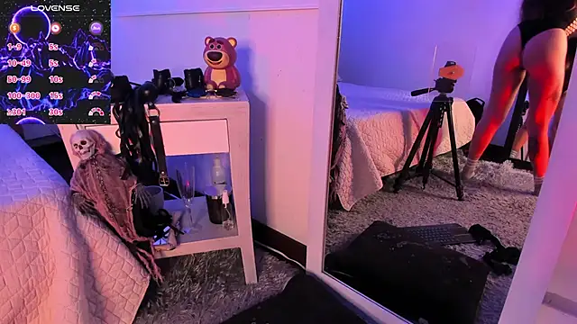 coral jonesss online show from January 2026 04:22:01 PM