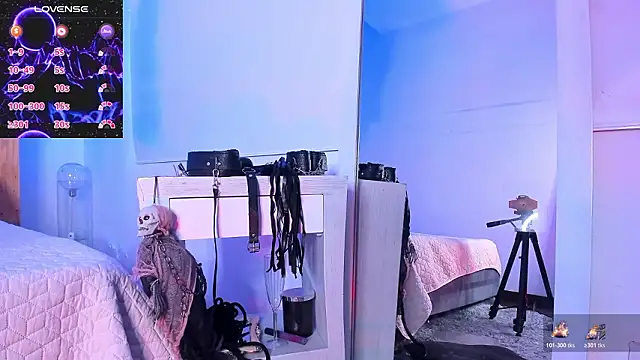 coral jonesss online show from January 2026 04:43:02 PM