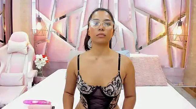 CharlotteGraay online show from January 2025 10:32:02 PM