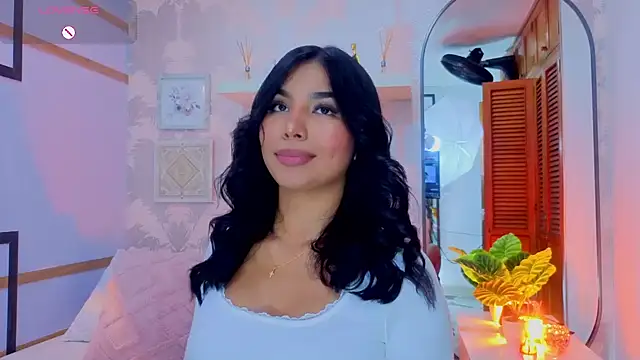 CharlotteGraay online show from April 2026 07:59:02 PM