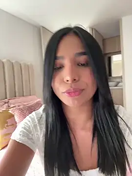 CharlotteGraay online show from April 2026 09:20:02 PM