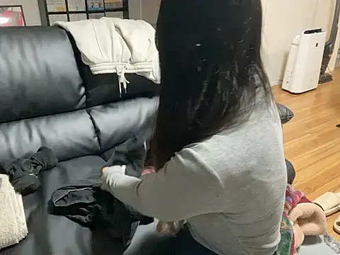 yazawa oO online show from April 2026 12:55:02 PM