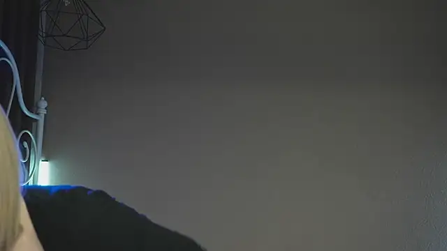 milasmiu online show from February 2025 06:12:01 PM