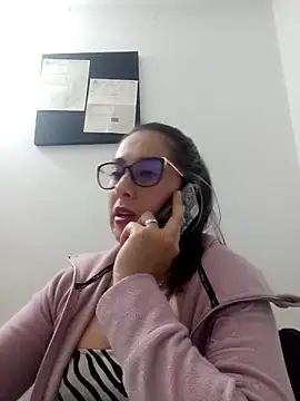 CHARLOTTE 1711 online show from February 2025 11:15:02 PM