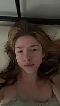 Mary Leaf online show from November 2025 09:37:02 AM