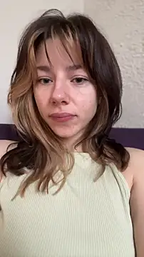 Mary Leaf online show from November 2025 10:03:02 AM