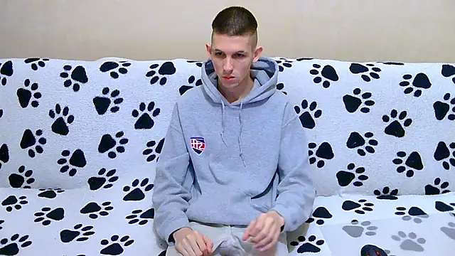 Lester Broo online show from April 2026 08:54:02 PM