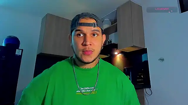 austinoficial online show from March 2026 02:27:02 AM